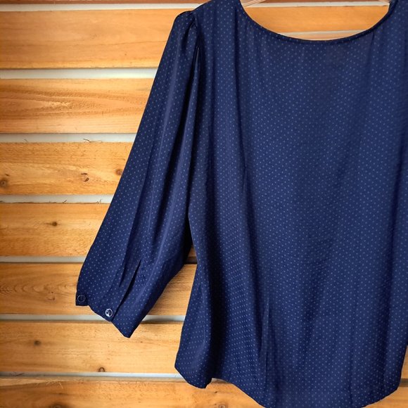 Cabi Polka Dots Top 3/4 Sleeve Size M Navy Blue Color Great Condition - Picture 9 of 12